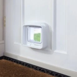 SureFlap Mikrochip DualScan Katzenklappe -Tierbedarf Geschäft b8dc39acfa02d6dd52cd9a2b691c2671813bab5c 64a9a32dc41733fcd3993903bc886456f8099fbb